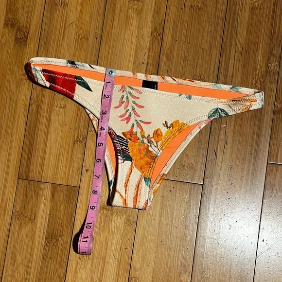 Triangl Swim Floral Neoprene Bikini Bottoms Size M - Picture 10 of 11